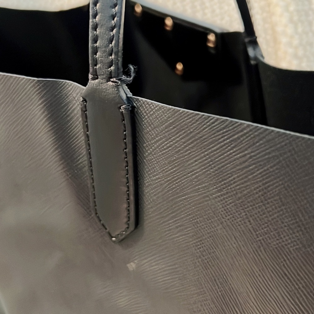 Givenchy Bambi Antigona Tote with Pouch - Picture 6 of 11